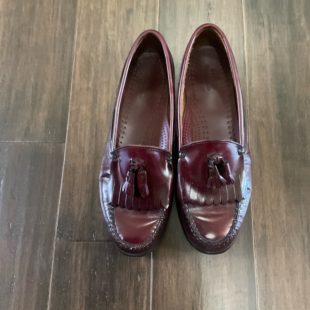 G.H. Bass Weejuns Men's 9.5 D Burgundy Kiltie Tassel Leather Loafer